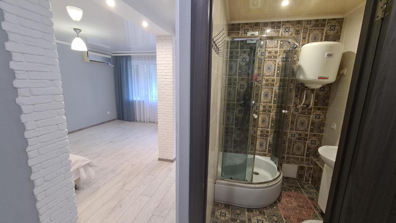 Apartaments On Vulytsia Heroiv Ato 32 Krivoy Rog Bagian luar foto
